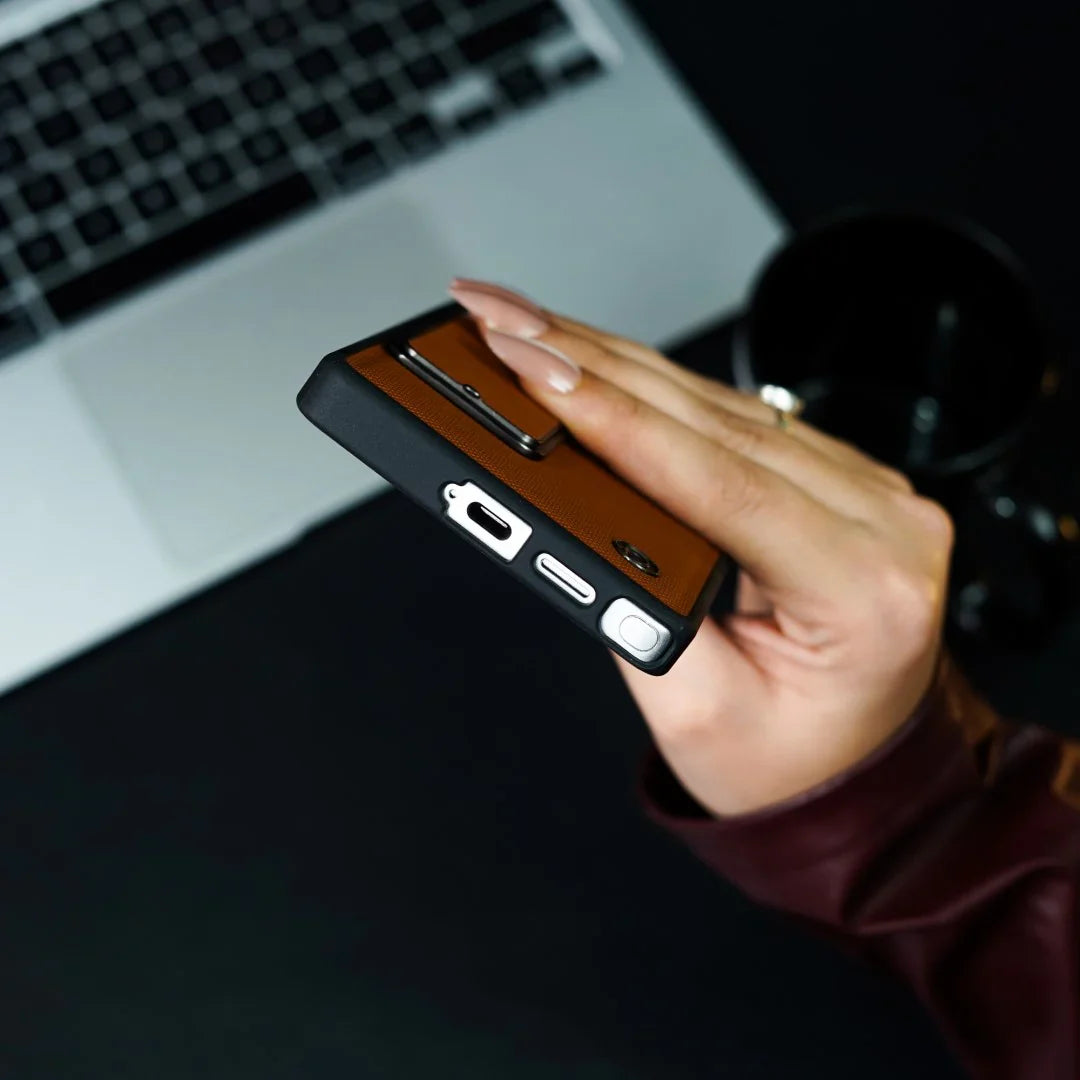 Foldable Shield Case